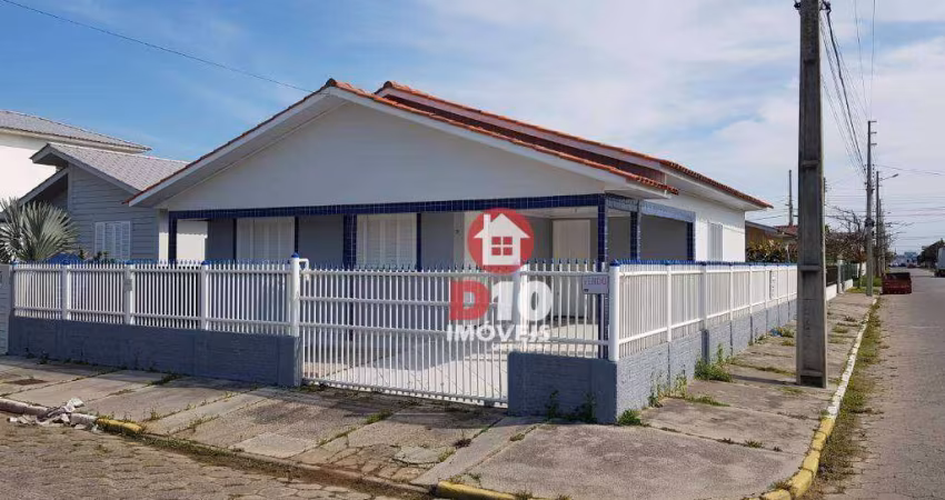 Casa à venda, 140 m² por R$ 450.000,00 - Areia Branca - Balneário Arroio do Silva/SC