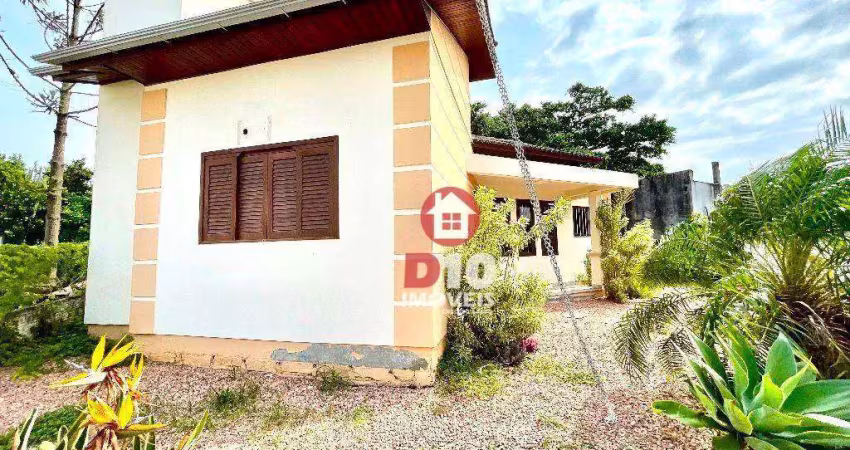 Casa com 2 dormitórios à venda, 64 m² por R$ 390.000,00 - Divinéia - Araranguá/SC