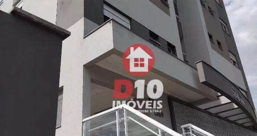 Apartamento com 3 dormitórios à venda, 75 m² por R$ 490.000,00 - Centro - Araranguá/SC