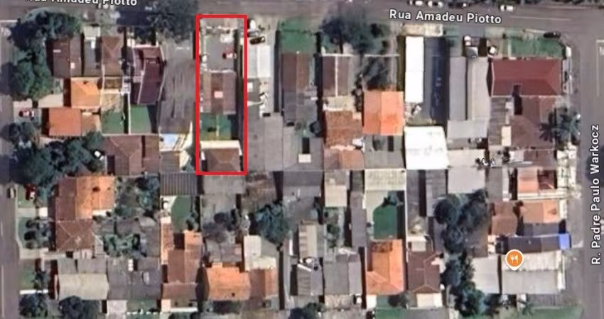 Terreno Plano com 494 m² e com 2 casas  Orleans/ CIC