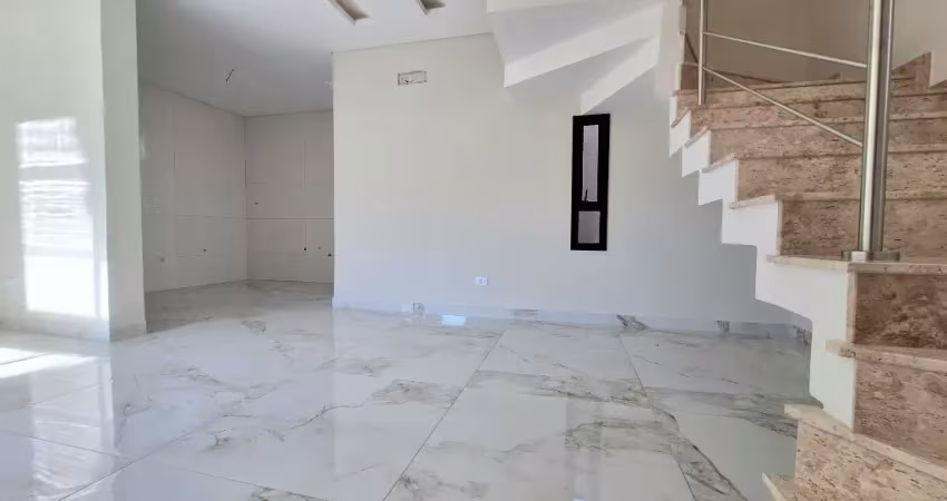 Lindo triplex com rooftop em excelente localização no bairro novo mundo