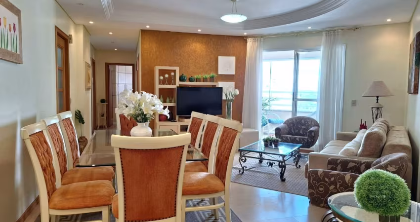 Belíssimo apartamento, andar alto, amplo e bem localizado no Cristo Rei