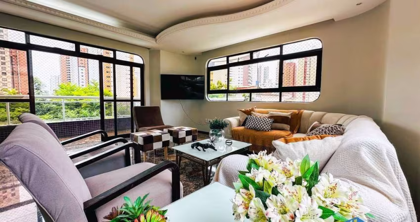 Apartamento no Meireles nascente com 249m2, 5 quartos, e 3 vagas.