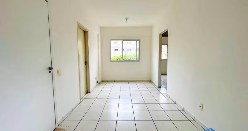 Apartamento em Messejana com 45m²  com 3 quartos, piscina e 1 vaga