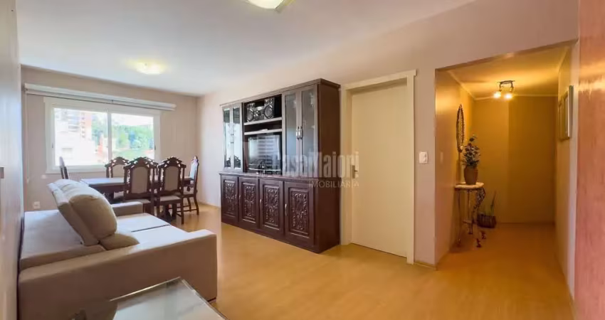 Apartamento no centro todo mobiliado com 89m² privativos