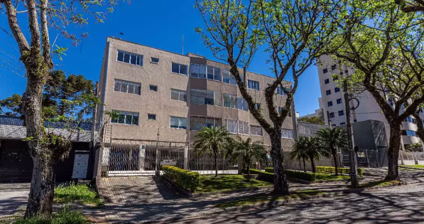 Apartamento para alugar com 3 quartos, 3 banheiros e 1 vaga de garagem no água verde!