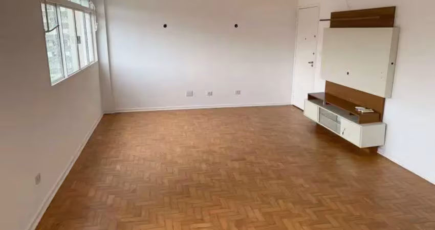 Apartamento com 3 quartos para alugar na Rua Pedroso Alvarenga, Itaim Bibi, São Paulo