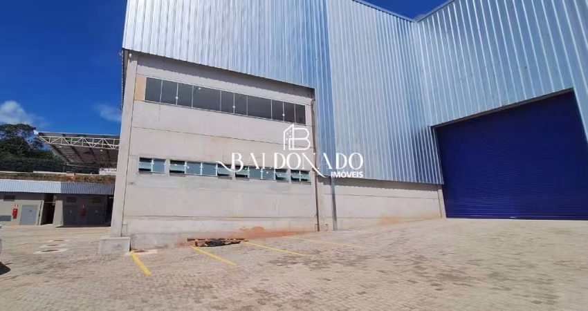GALPÃO EM EXTREMA MG PARA ALUGAR 2336m² ACESSO FERNÃO DIAS
