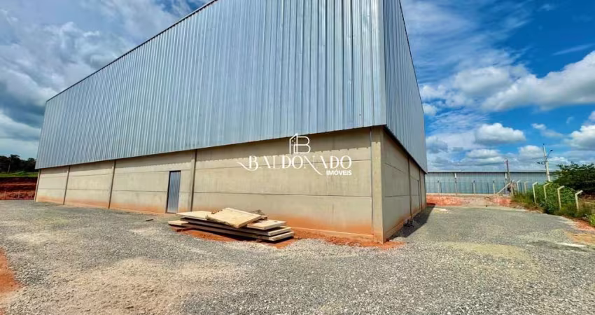 GALPÃO PARA ALUGAR EM EXTREMA MG 1.000 M² ÁREA INDUSTRIAL FÁCIL ACESSO