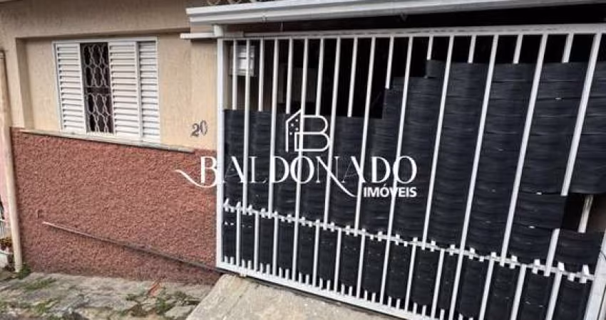Casa no Centro de Bragança Paulista SP à Venda com Escritura