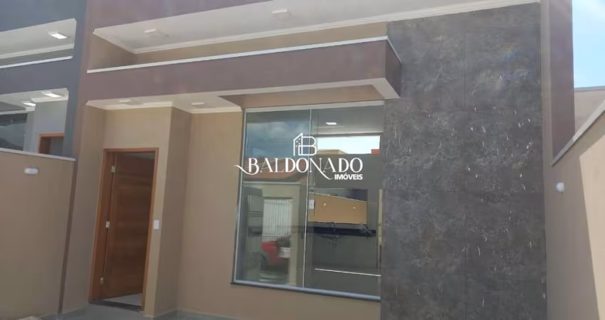 Casa em Extrema MG à venda 3 QUARTOS MODERNA 100m² GARAGEM