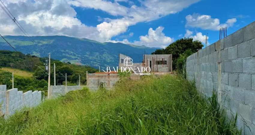 Terreno em Extrema MG à venda 200m² 2 KM DA CIDADE PARCELADO