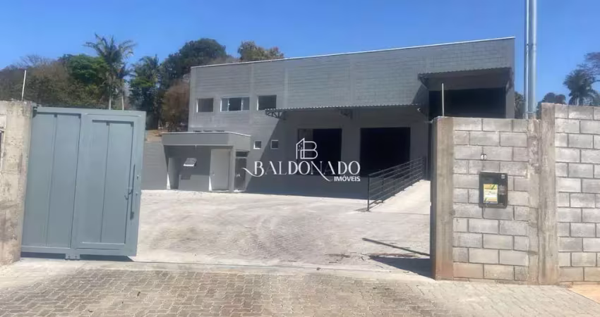 Galpão para locação em extrema mg 696 m  próx. à fernão dias