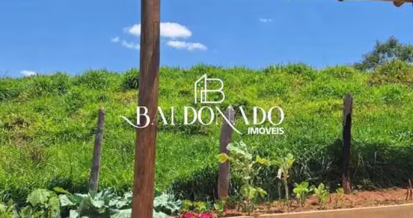 Chácara em extrema mg à venda 1.840m² escritura 7 km do centro