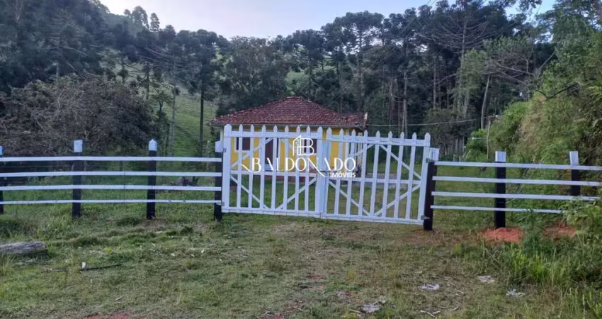 Chácara em extrema à venda mg 4.000 metros 3 lagos poço rio fundos