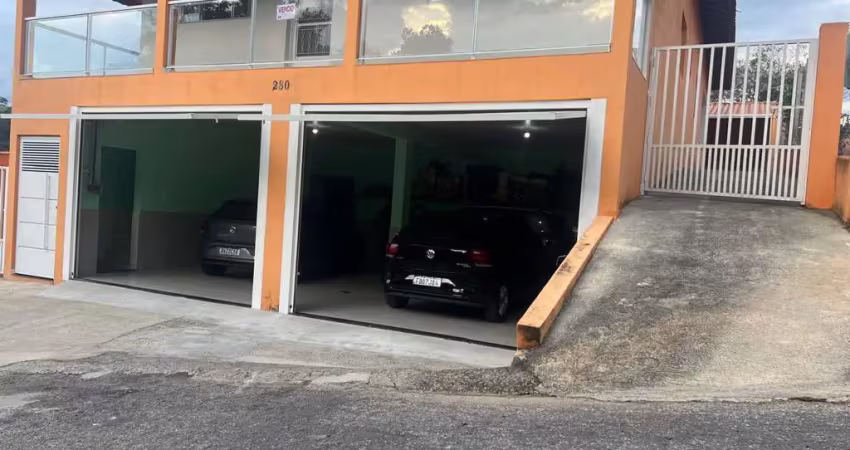 Casa à venda em  extrema - mg com escritura, otima localização.
