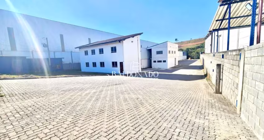 Galpão para locação em extrema mg próximo a fernão dias com 1.100 construção