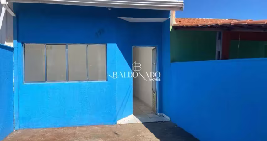 Casa em extrema - mg à venda com escritura aceita financiamento.