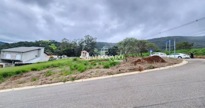 Terreno à venda em extrema de esquina no loteamento parque dos manacás com 270,00m  prox ao centro