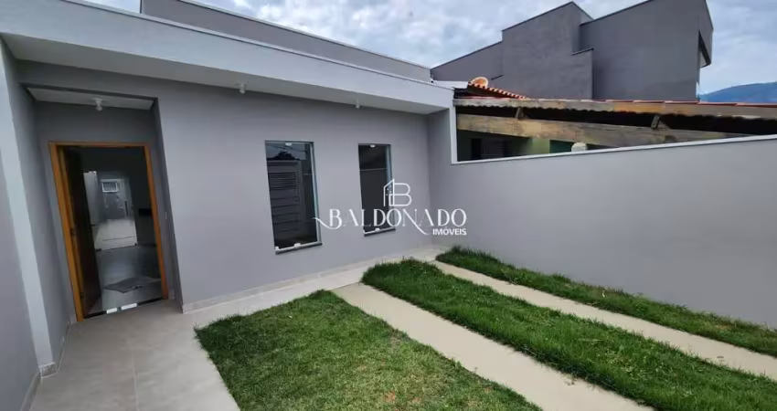 Casa à venda em extrema mg  com 3 dormitórios garagem quintal