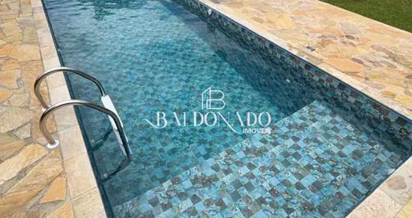 Chácara em extrema mg com piscina em um terreno de 3.288m  com 340m  de construção