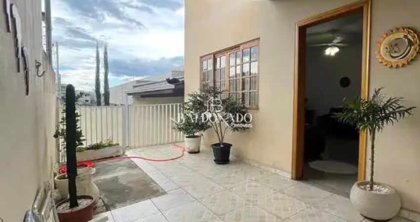 Casa em extrema mg sobrado com 4 dormitórios piscina garagem para 4 carros