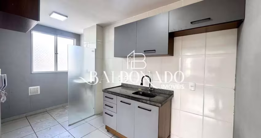 Apartamento para alugar em extrema mg 2 dorm. com armários