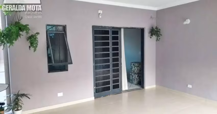 Casa com 3 quartos à venda na Rua Cláudio Manoel da Costa, Jardim Santa Cruz, Salto