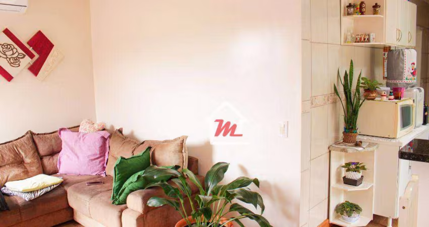 Casa em terreno de 570m² no Bairro Água Verde