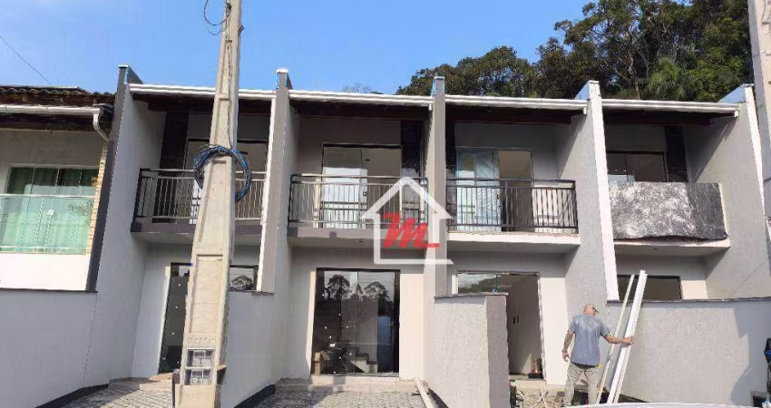 Descubra o encanto deste lindo sobrado com 2 dormitórios, localizado em uma das áreas mais tranquilas do Testo Salto.
