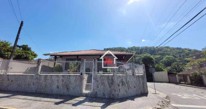 Casa com 3 dormitórios à venda, 224 m² por R$ 850.000,00 - Salto Weissbach - Blumenau/SC