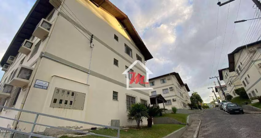 Apartamento com 3 dormitórios para alugar, 91 m² por R$ 2.800/mês - Água Verde - Blumenau/SC