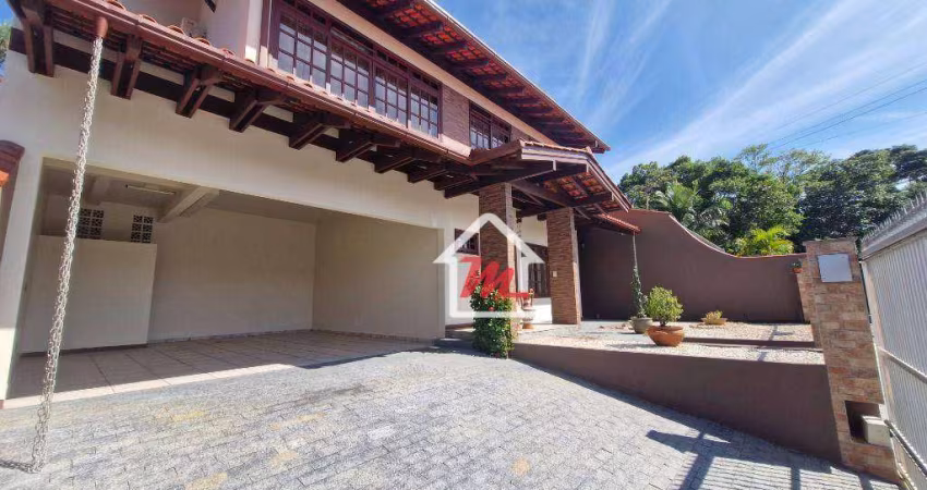 Casa com 3 dormitórios à venda, 234 m² por R$ 1.800.000,00 - Velha - Blumenau/SC