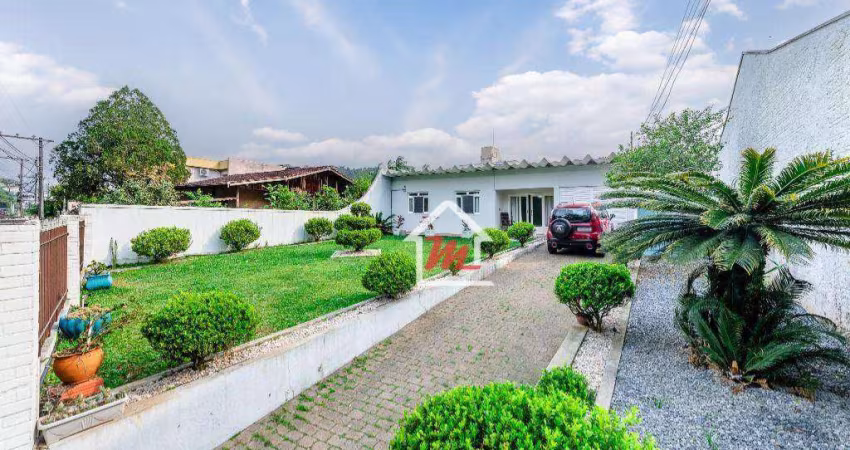 Casa com 3 dormitórios, 94 m² - venda por R$ 650.000,00 ou aluguel por R$ 3.700,00/mês - Água Verde - Blumenau/SC
