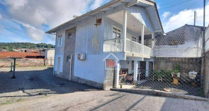 Casa com 3 dormitórios à venda, 136 m² por R$ 450.000,00 - Velha - Blumenau/SC