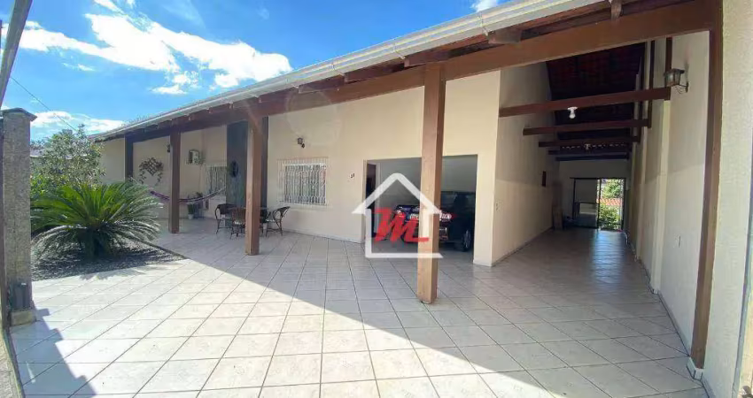 Casa com 3 dormitórios para alugar, 276 m² por r$ 3.660,00/mês - velha - blumenau/sc