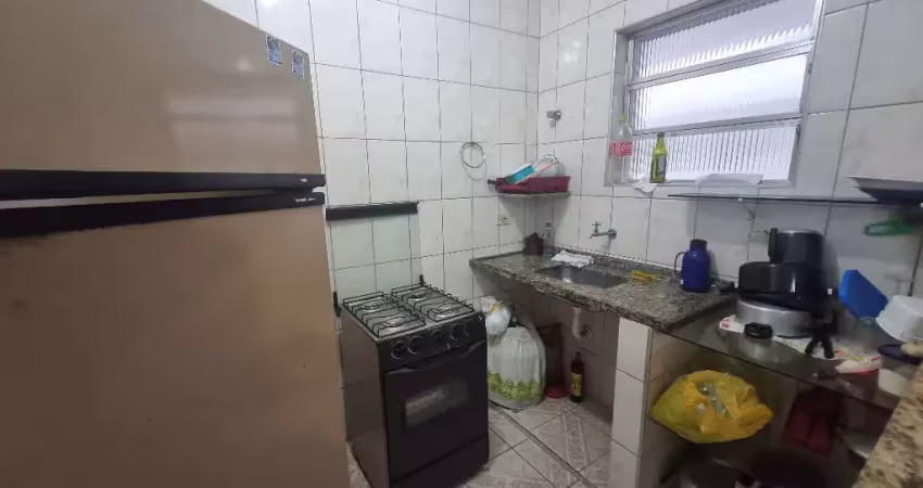 Apartamento de 1 dormitório(s) e 0 suíte(s) no bairro maracanã, praia grande