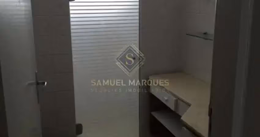 Alugo Casa Comercial em Espinheiro  -  Recife
