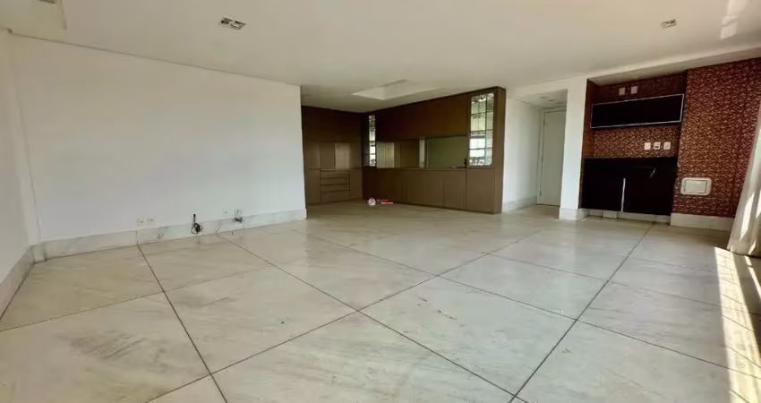 Apartamento com 4 quartos para alugar na Rua Artur Itabirano, 323, São José, Belo Horizonte