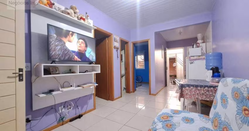 Casa com 2 dormitórios à venda, 54 m² por R$ 199.900,00 - Vila Três Marias - Esteio/RS