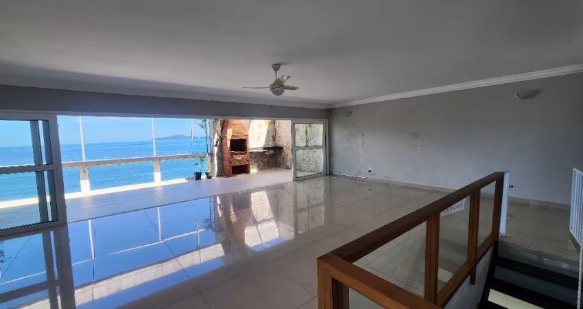 COBERTURA DUPLEX PARA VENDA FRENTE MAR.