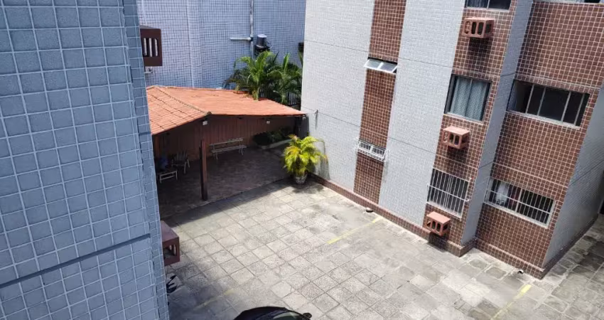 APARTAMENTO CANDEIAS 2º ANDAR PRÓXIMO A  PRAIA