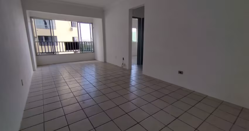 Apartamento no Residencial Boa viagem 2 -Escriturado ,Registrado -Reformado