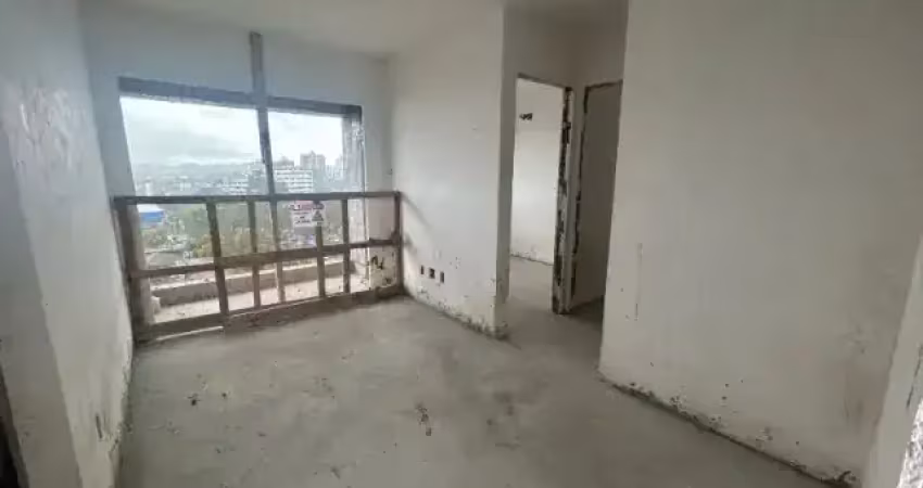 Apartamento no Edf. Praça dos Jatobás andar alto
