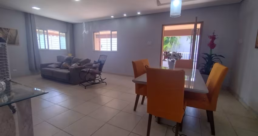 Vendo Excelente casa em piedade a 5 minutos da Bernardo Vieira com piscina 450 m2 com Painel Solar