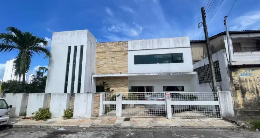 Casa com 6 quartos à venda no Casa Amarela, Recife 