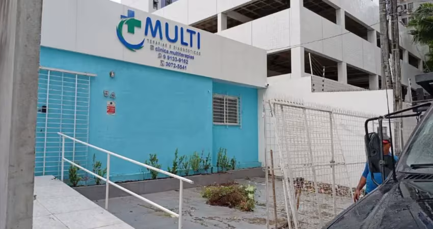Casa comercial com 10 salas para alugar no Encruzilhada, Recife 
