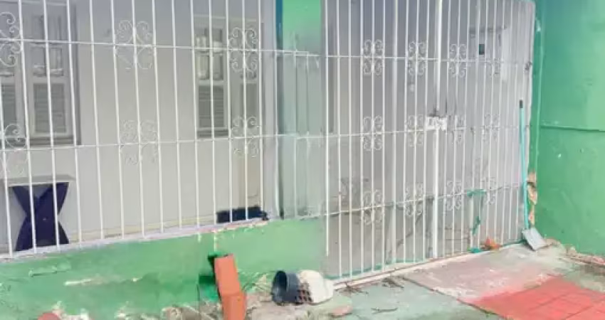 Casa com 2 quartos à venda no Torre, Recife 