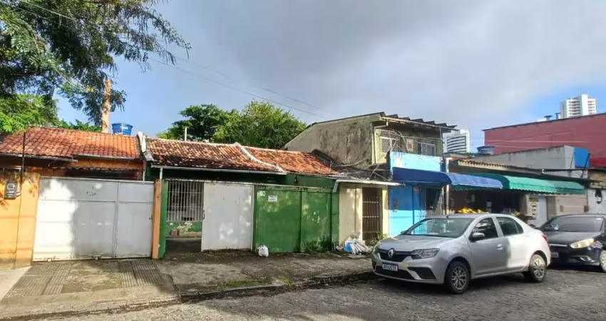 Casa com 2 quartos à venda no Torre, Recife 