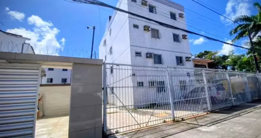Excelente oportunidade no jiquiá! ap com iluminação natural, 2 quartos e varanda nascente